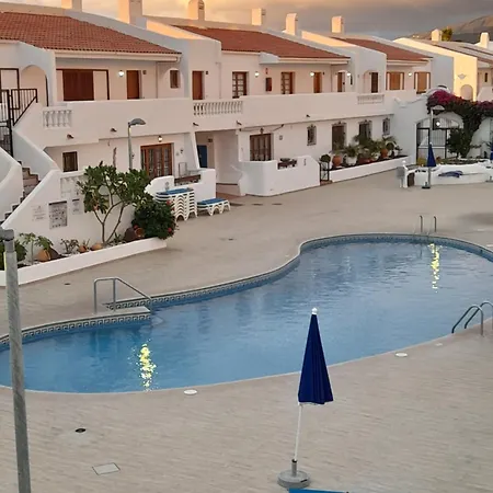 Port Royale Montana ארונה
