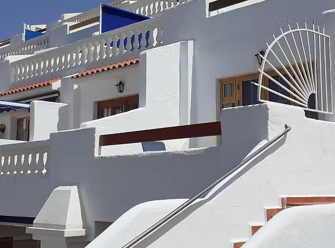 شقة Port Royale Montana أرونا